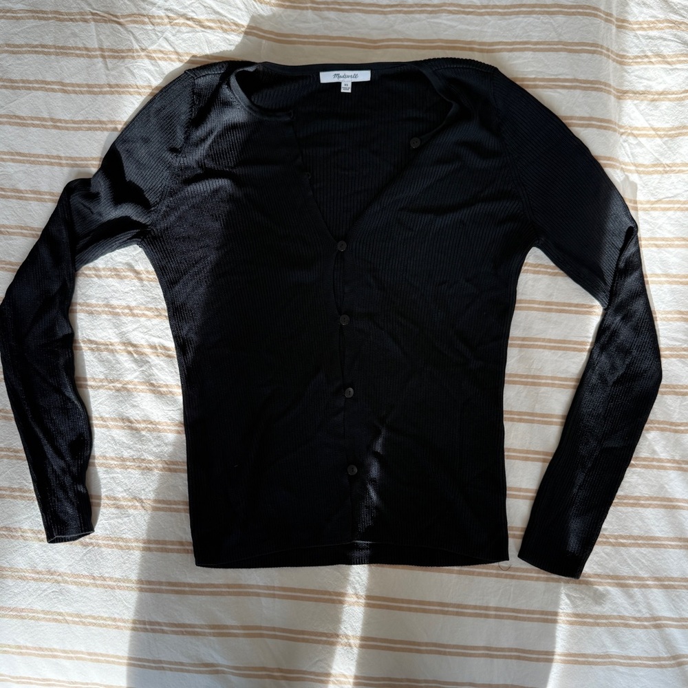 Black Ribbed Button-Up Women's Top - Picture 3 of 5